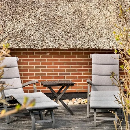 2 Bedroom Beach Front Home In Ringkobing Dom wakacyjny *